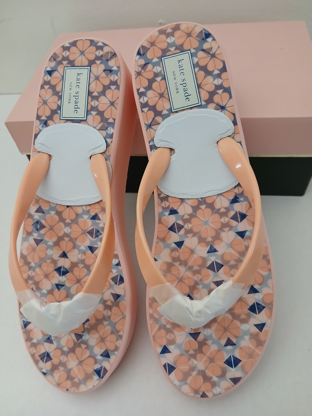 Kate Spade Floral Peach Flip Flop Sandals Size 11B New $30 - Picture 6 of 12
